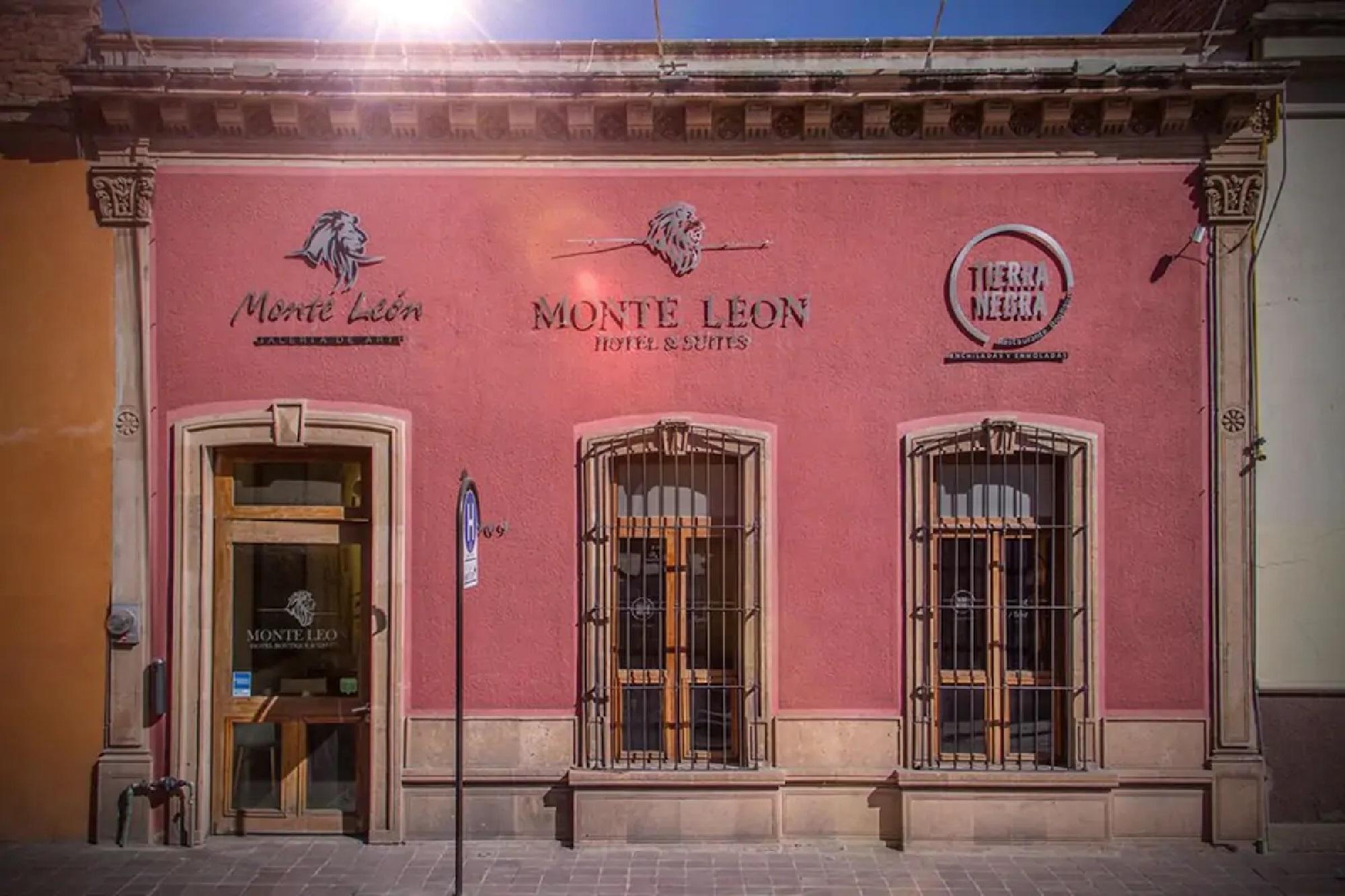Monte Leon Hotel Boutique & Galeria Extérieur photo